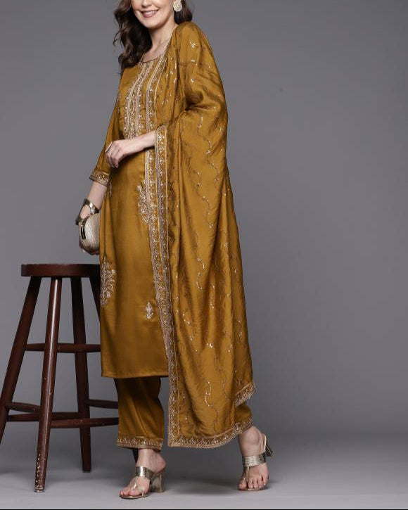 Women Cotton Blend Kurta Pant Dupatta Set-KYAMSTORE