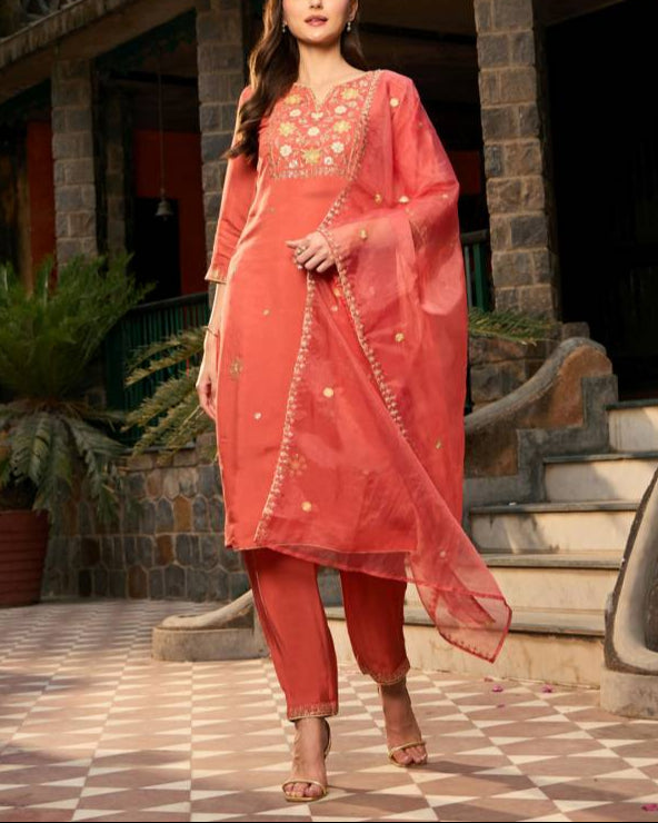 Women Silk Blend Kurta Pant Dupatta Set-KYAMSTORE