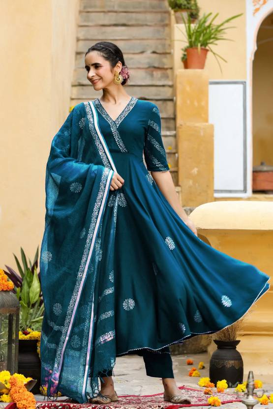 Women Cotton Rayon Kurta Pant Dupatta Set