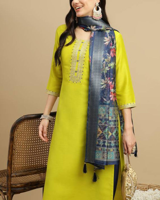 Women Silk Blend Kurta Pant Dupatta Set-KYAMSTORE