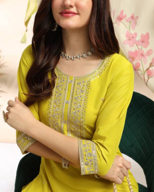 Women Silk Blend Kurta Pant Dupatta Set-KYAMSTORE