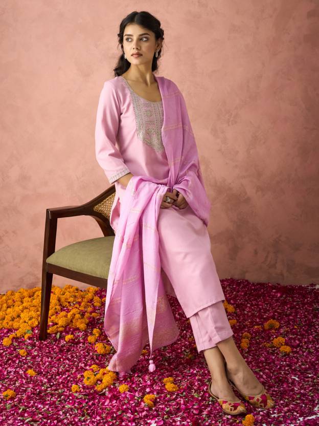 Women Cotton Blend Kurta Pant Dupatta Set