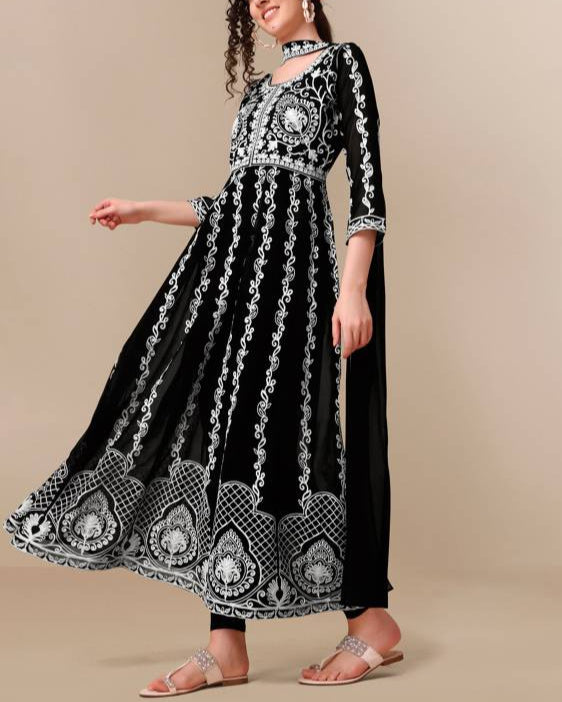 Women Georgette Kurta Dupatta Set-KYAMSTORE