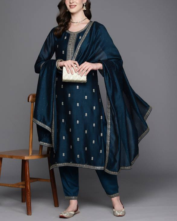 Women Silk Blend Kurta Pant Dupatta Set-KYAMSTORE