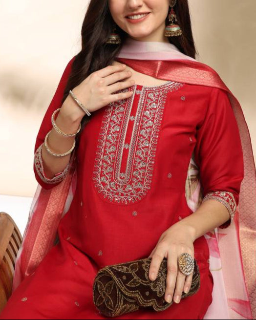 Women Silk Blend Kurta Pant Dupatta Set-KYAMSTORE