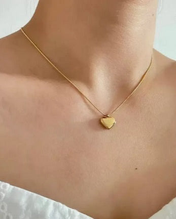 Anti-Tarnish Gold Plated Heart Pendant with Chain Gold-plated Stainless Steel Pendant-KYAMSTORE