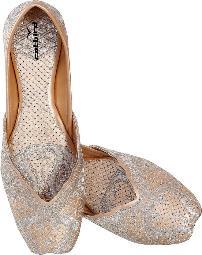Embroidered Traditional Flats Mojari, Ethnic Shoes, Punjabi Jutis for Women-KYAMSTORE
