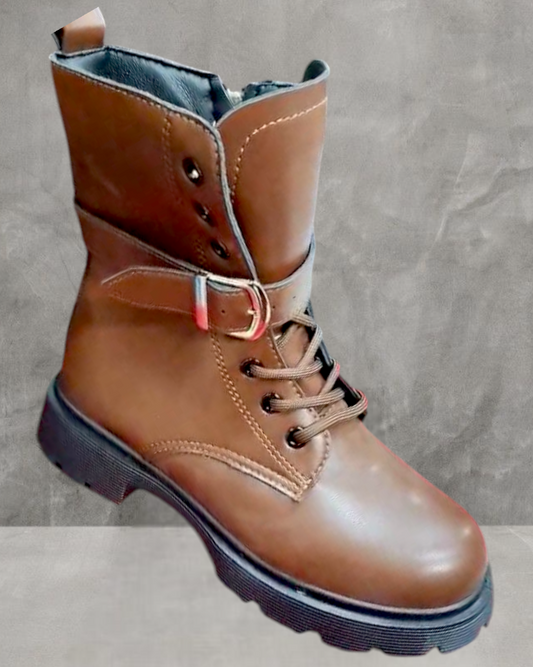 Trendy Lightweight Comfortable Alluring Boots Extra Cushion Inner Sole Casual Shoes