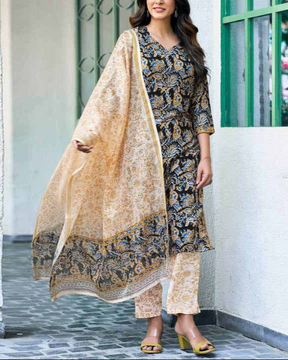 Women Viscose Rayon Kurta Pant Dupatta Set-KYAMSTORE
