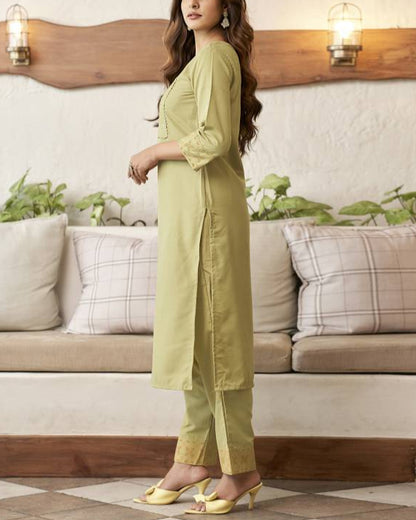 Women Cotton Blend Kurta Pant Dupatta Set-KYAMSTORE