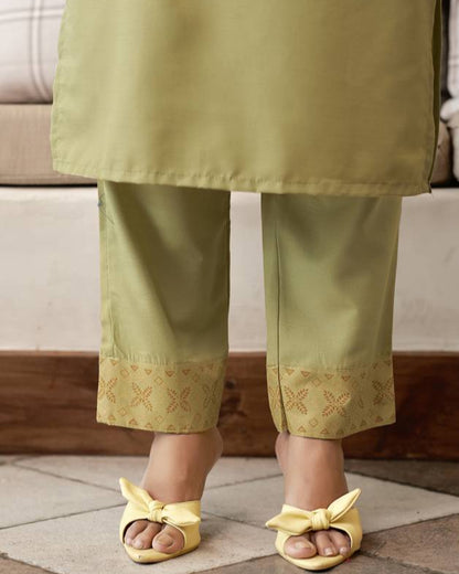 Women Cotton Blend Kurta Pant Dupatta Set-KYAMSTORE