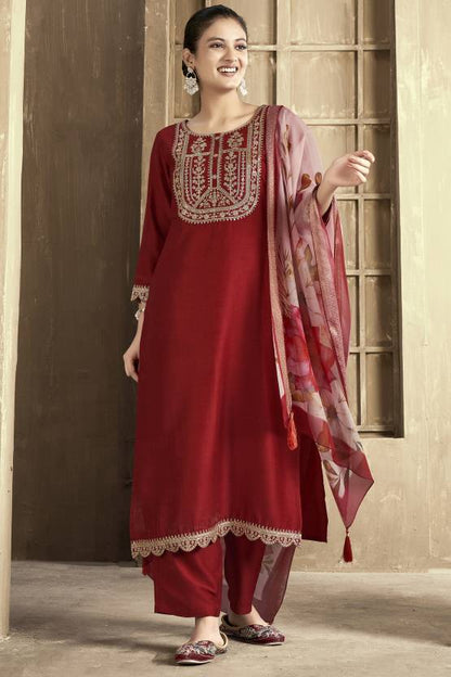 Women Silk Blend Kurta Pant Dupatta Set