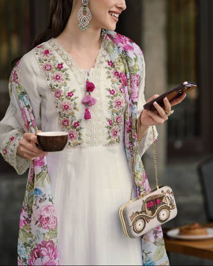 Women Silk Blend Kurta Pant Dupatta Set-KYAMSTORE
