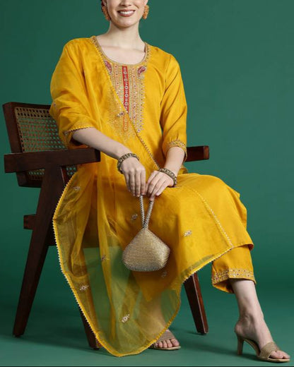 Women Silk Blend Kurta Pant Dupatta Set-KYAMSTORE