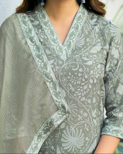 Women Viscose Rayon Kurta Pant Dupatta Set-KYAMSTORE