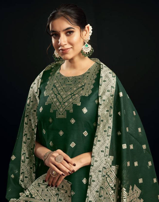 Women Silk Blend, Jacquard Kurta Pant Dupatta Set