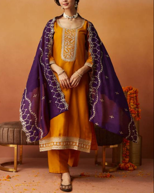 Women Silk Blend Kurti Pant Dupatta Set-KYAMSTORE