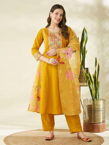 Women Pure Cotton Kurta Pant Dupatta Set | Delivery: 7 to 12 business days | Limited stocks available | Hurry before Sold Out