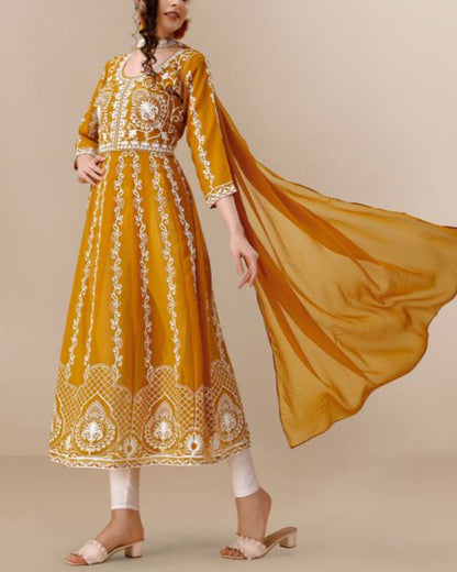 Women Georgette Kurta Dupatta Set-KYAMSTORE