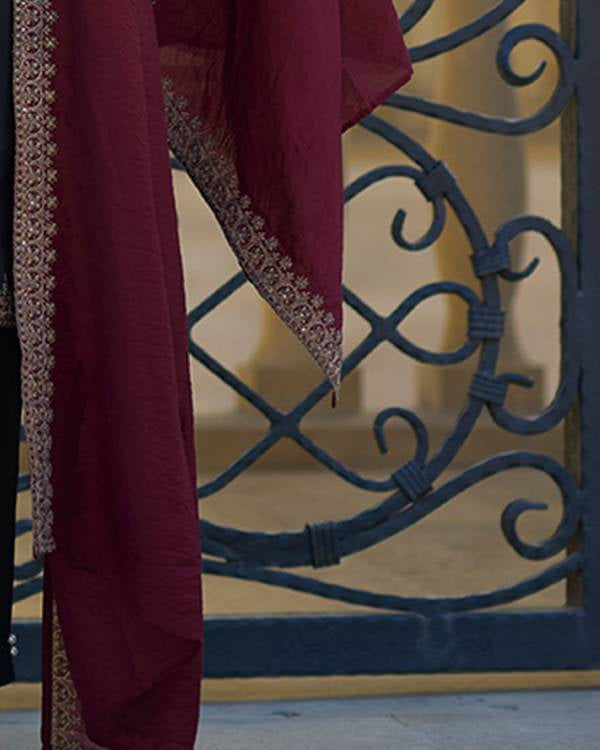 Women Silk Blend Kurta Pant Dupatta Set-KYAMSTORE