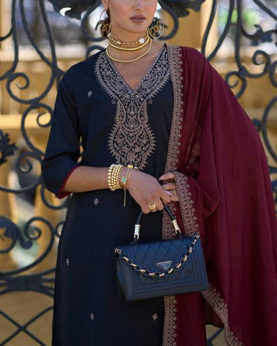 Women Silk Blend Kurta Pant Dupatta Set-KYAMSTORE