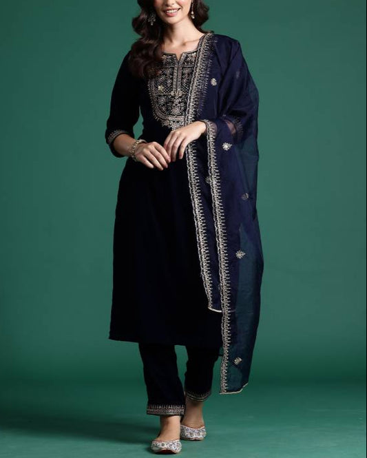 Women Velvet Kurta Pant Dupatta Set-KYAMSTORE
