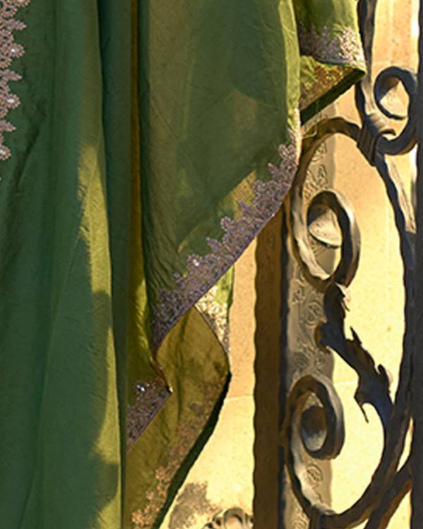 Women Silk Blend Kurta Pant Dupatta Set-KYAMSTORE