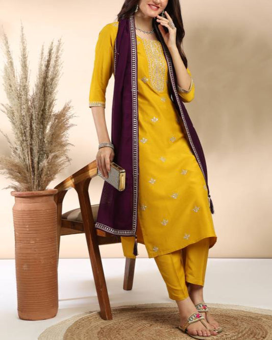 Women Silk Blend Kurta Pant Dupatta Set-KYAMSTORE