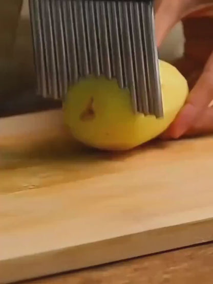 Stainless Steel Crinkle Cutter | Delivery: 2 to 6 business days | Limited stocks available | Hurry before Sold Out