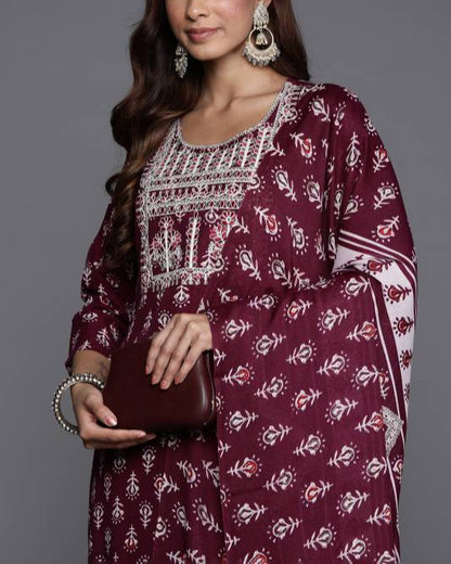 Women Cotton Blend Kurta Pant Dupatta Set-KYAMSTORE