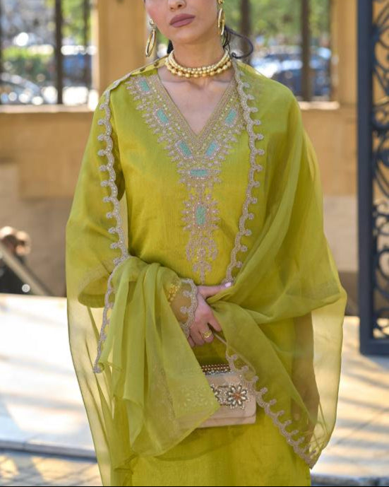 Women Silk Blend Kurta Pant Dupatta Set-KYAMSTORE