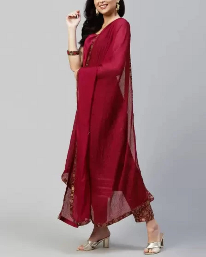 Women Velvet Kurta Pant Dupatta Set-KYAMSTORE
