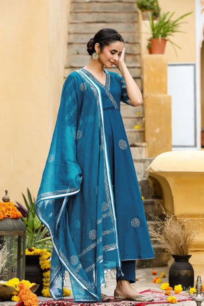 Women Cotton Rayon Kurta Pant Dupatta Set