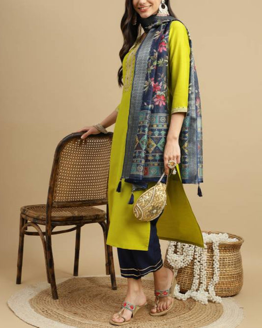 Women Silk Blend Kurta Pant Dupatta Set-KYAMSTORE