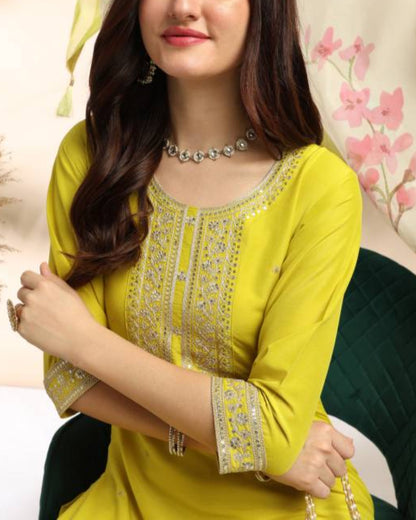 Women Silk Blend Kurta Pant Dupatta Set-KYAMSTORE