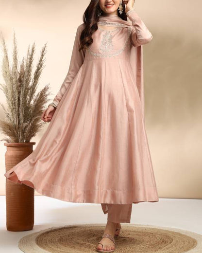 Women Silk Blend Kurta Pant Dupatta Set-KYAMSTORE