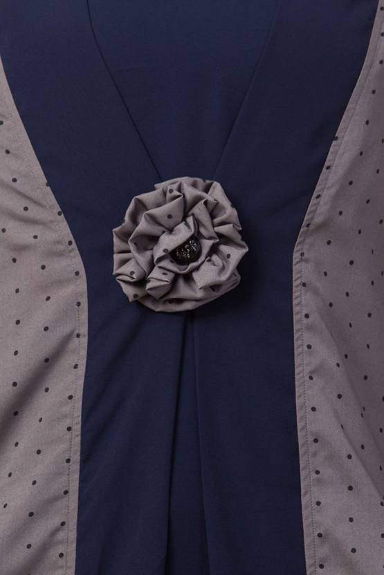 Being Traditional Nida Matte Polka Print Abaya